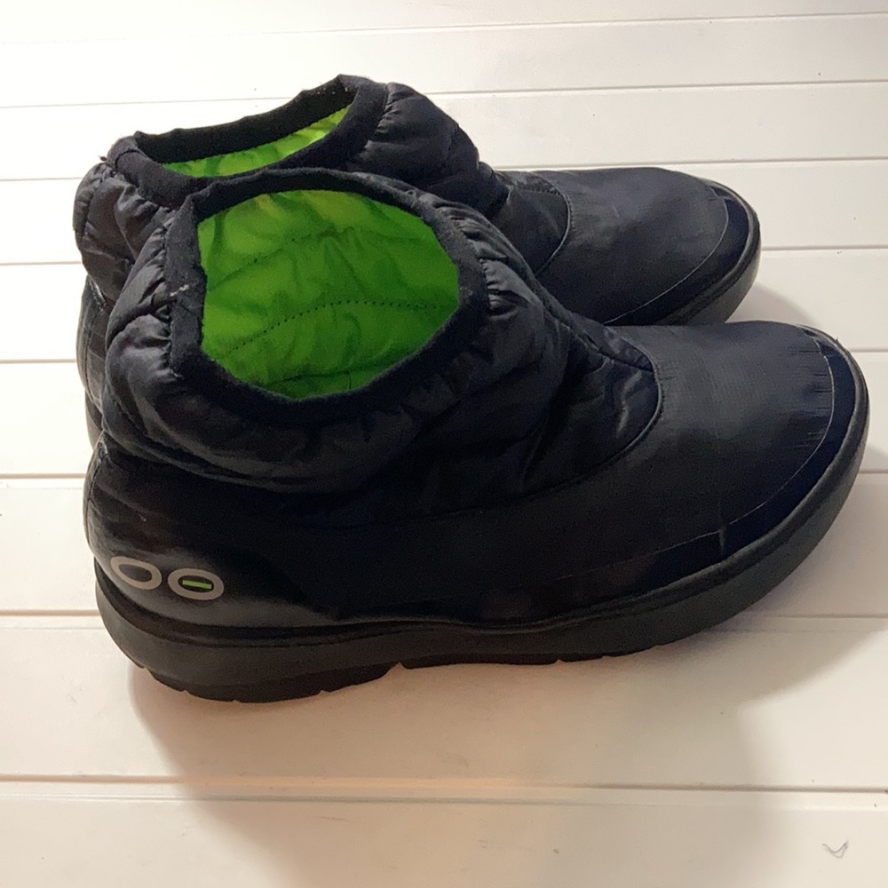 OOFOS Oomg Bootie - Picture 3 of 8
